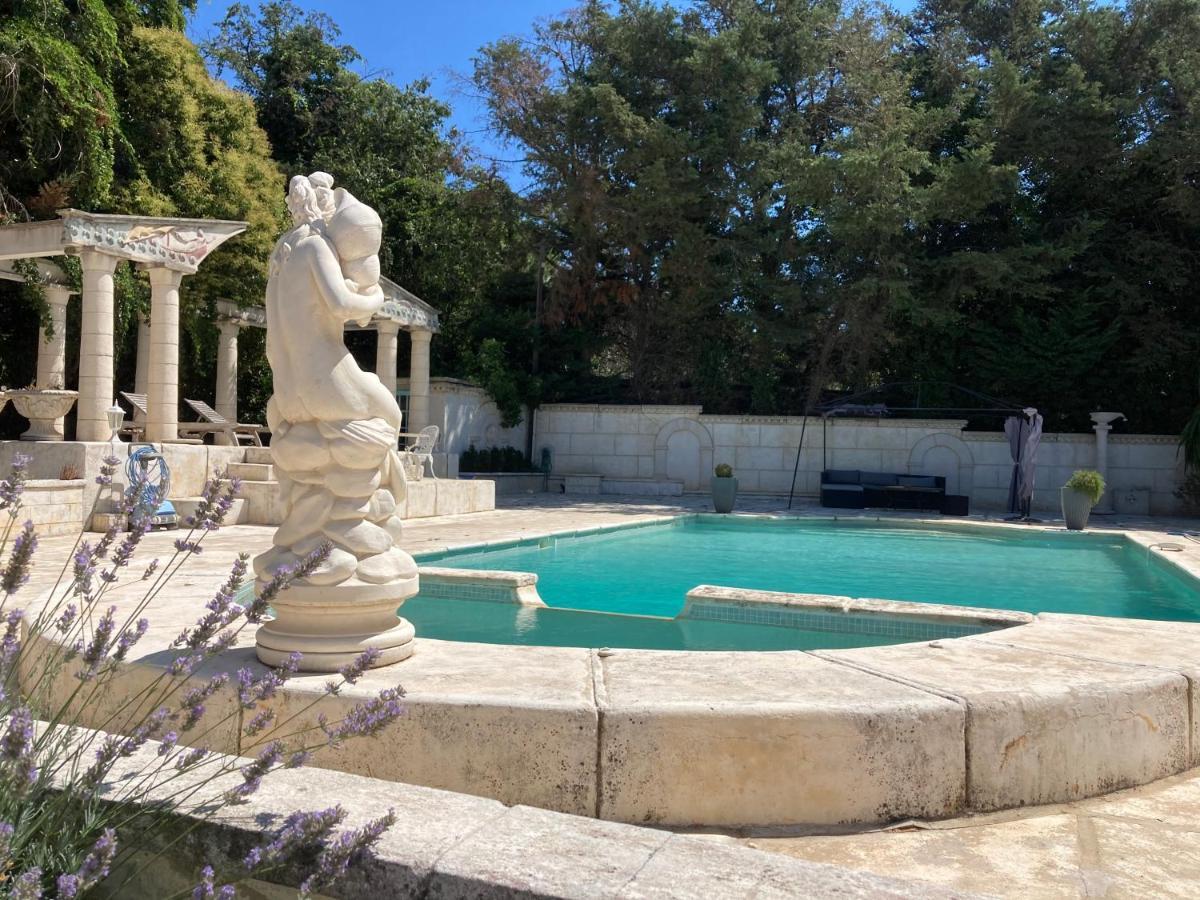 Gite Encore Un Soir Hyeres Exterior photo